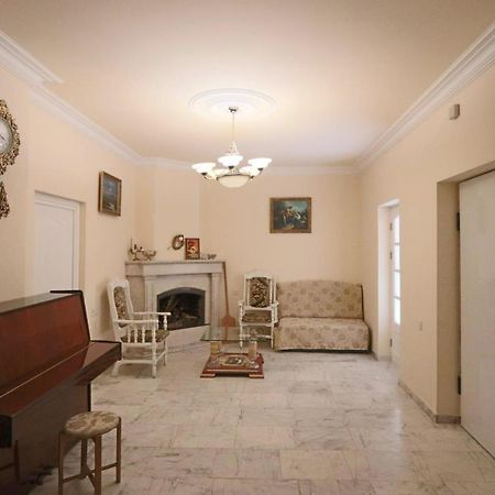 Garnim Guest House Yerevan Bagian luar foto