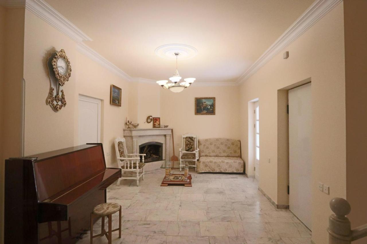 Garnim Guest House Yerevan Bagian luar foto
