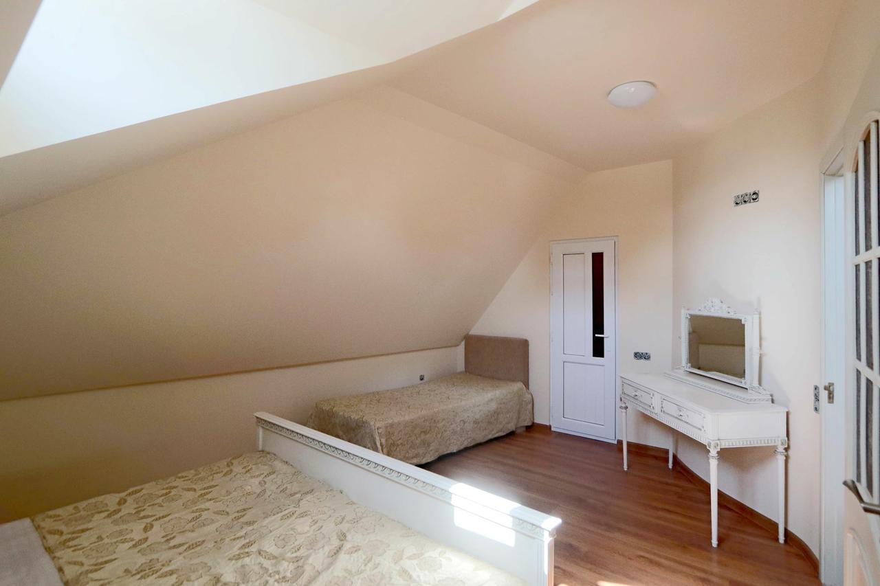 Garnim Guest House Yerevan Bagian luar foto