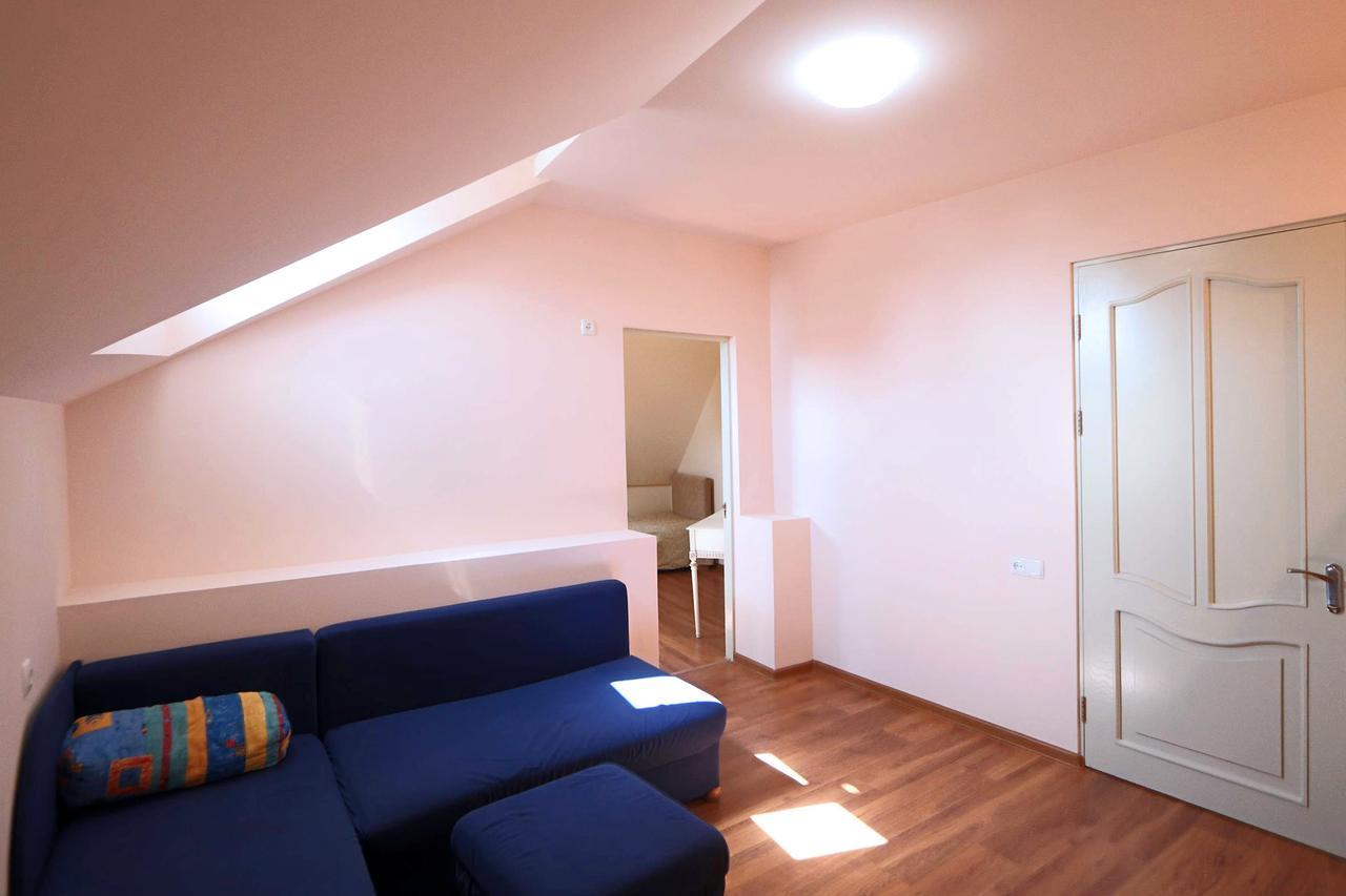 Garnim Guest House Yerevan Bagian luar foto